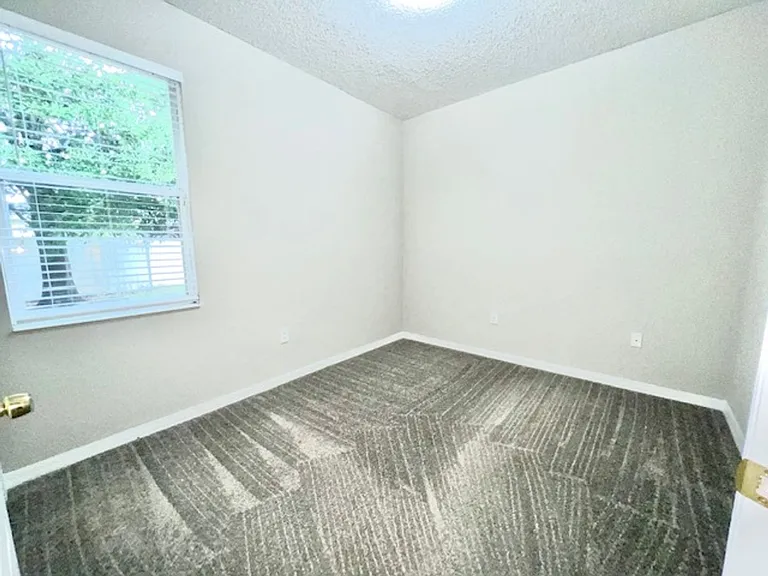 9240 Black Hawk Ct — Photo 33