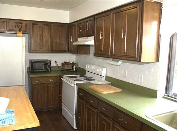 4th image of 2030 Statler Dr
