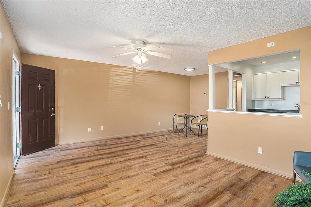 1 bed, 1.0 bath, 760 sqft, $1,400 — Photo 2