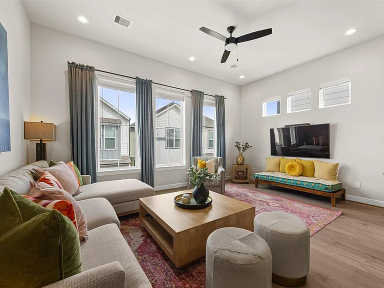 2323 Warhol Way — Photo 12