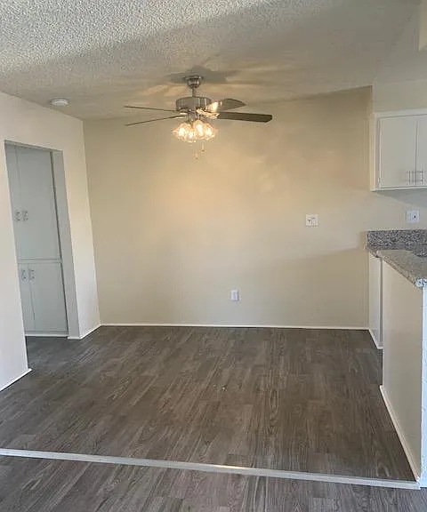 Covina Palms Apartments — Photo 29