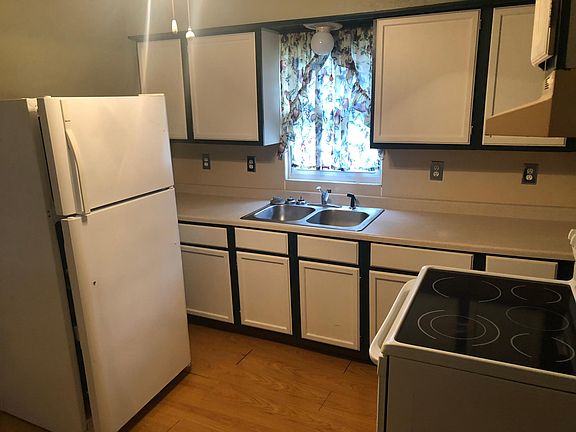 3rd image of 1545 County Road 302