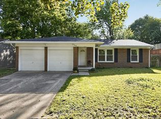 8564 Windsor Ct, Ypsilanti, MI 48198