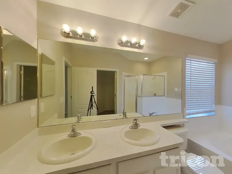 1438 Delano Trent St — Photo 9