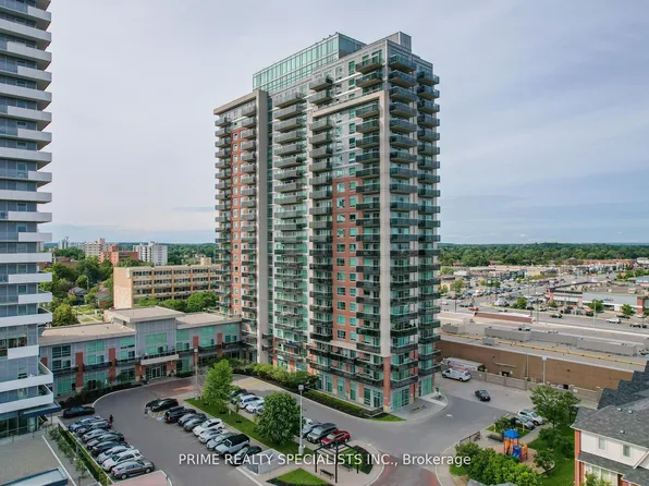 215 Queen St E, Brampton, ON