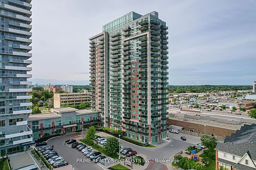 215 Queen St E Photo 1