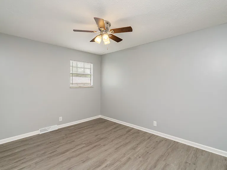 9104 Cedarpark Ln #C — Photo 16