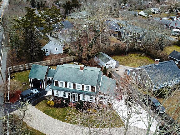 3rd image of 88 Pond St