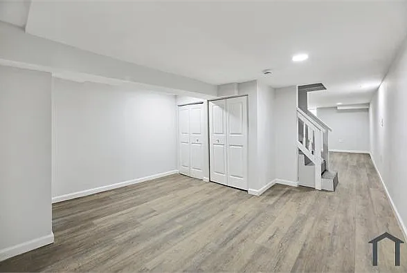 2141 W Fayette St — Photo 15