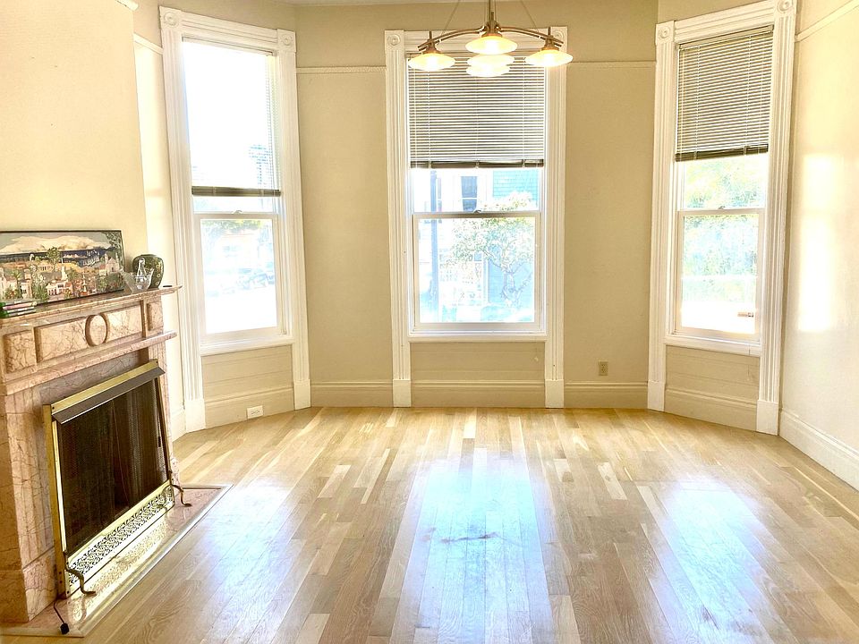 1st image of 401 Laurel St