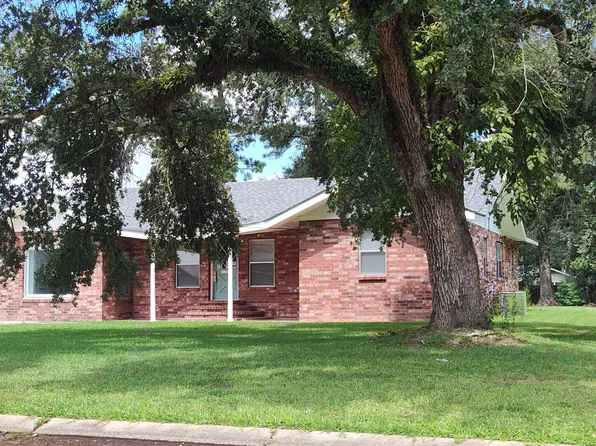 610 5th St, Jennings, LA 70546