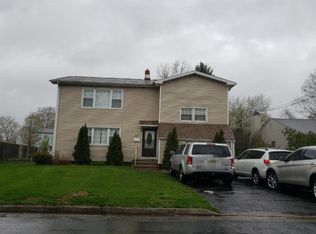 337 Seneca Ave, Middlesex, NJ 08846