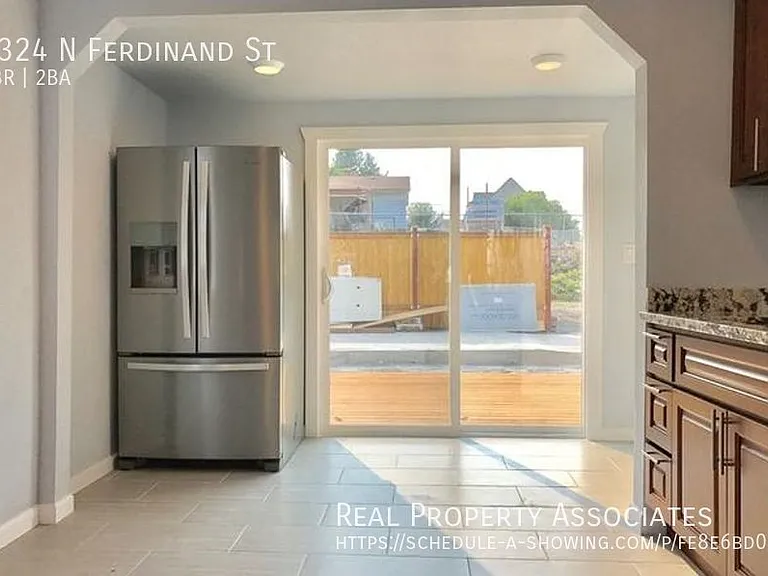 4324 N Ferdinand St — Photo 5