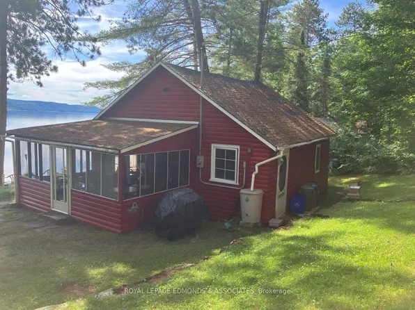 544 Rocky Point Ln, Deep River, ON K0J 1P0