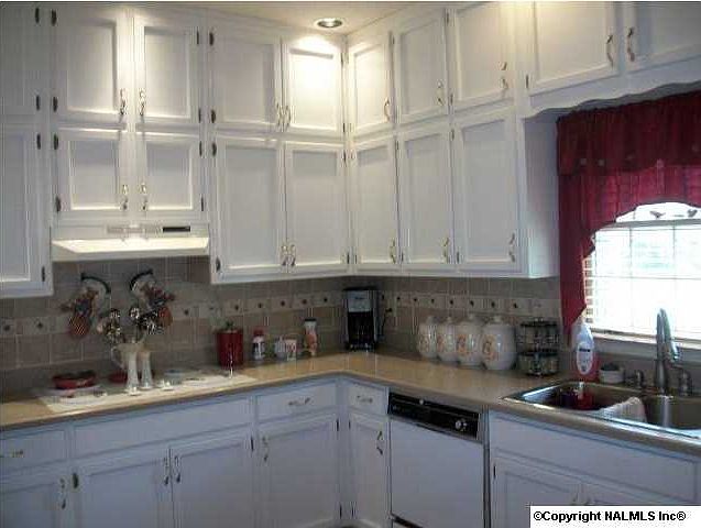 1st image of 104 Sweetwater Dr