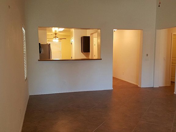 5th image of 1437 E Mayfield Dr