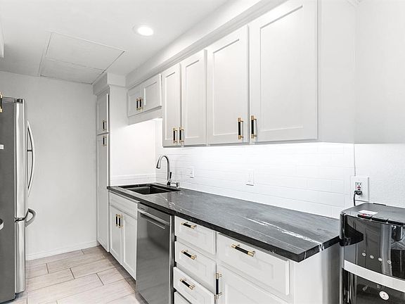 5th image of 4525 Rawlins St