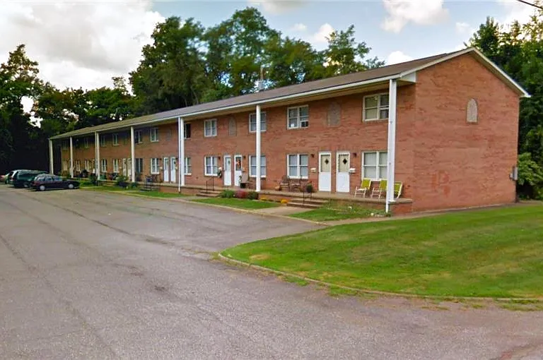 3601 Beaumont Dr #7 — Photo 1