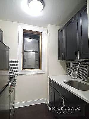 4th image of 985 Ocean Ave Floor D-2