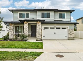 2096 S 1825 W, Woods Cross, UT 84087