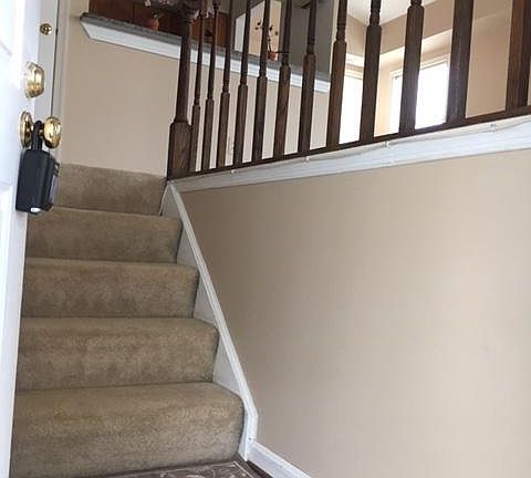 5th image of 2809F S Woodrow St #1