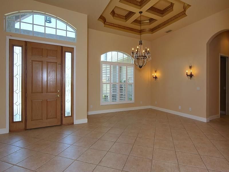 2nd image of 798 Capistrano Dr
