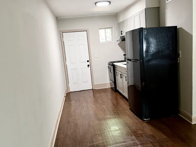 530 Lindsay St NW #3 — Photo 6