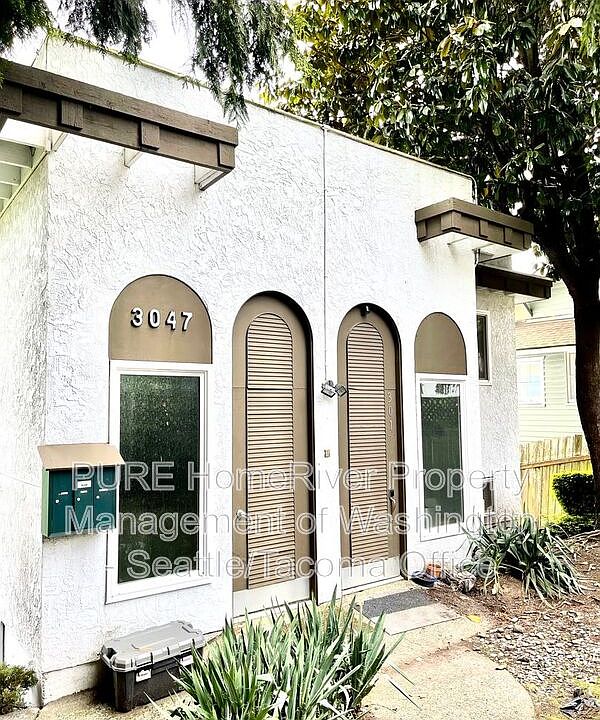 1st image of 3047 SW Avalon Way APT 101
