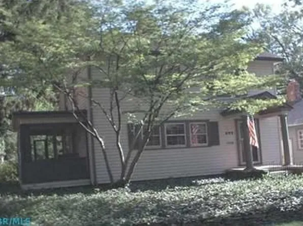 277 Orchard Ln, Columbus, OH 43214