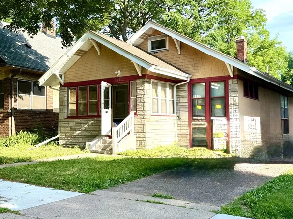 1022 Wakefield Ave, Saint Paul, MN 55106