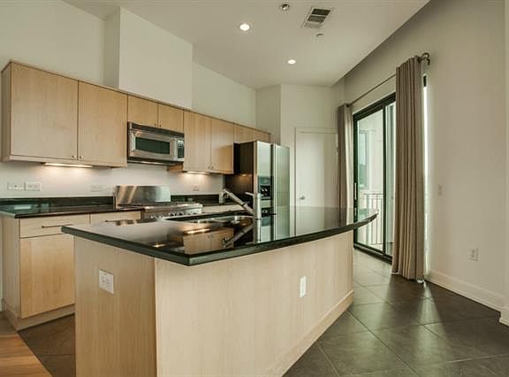 5th image of 5320 E Mockingbird Ln #L202
