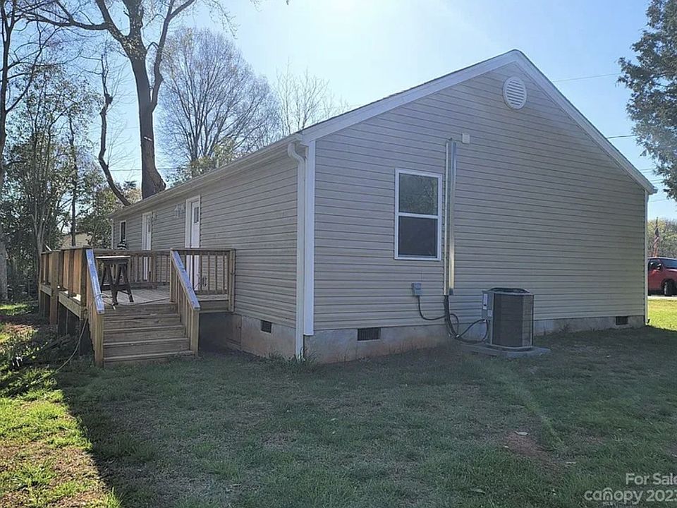 2nd image of 264 River Loop Rd