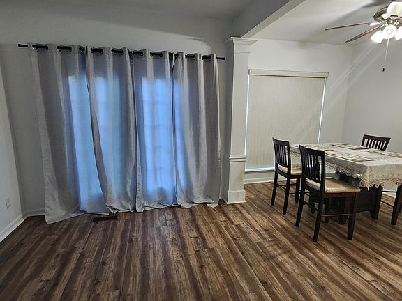 3rd image of 206 Eagle Ridge Ct