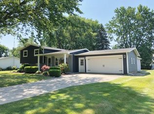 24 Gleason St, Sandusky, MI 48471