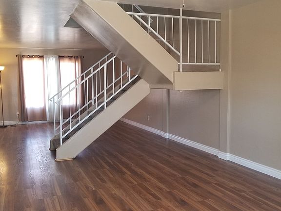 Brand new laminate floors 