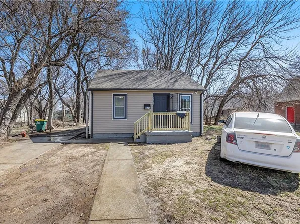 1825 Askew Ave, Kansas City, MO 64127