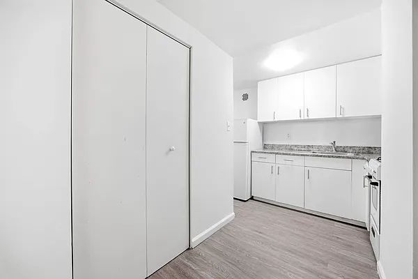 Kitchen, photo 2