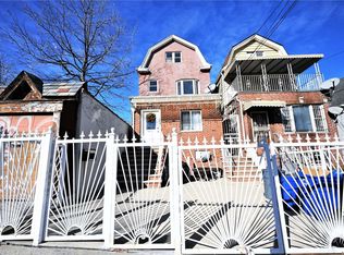 10611 32nd Ave, East Elmhurst, NY 11369