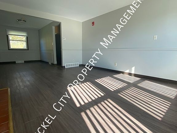 4th image of 276 Glenhaven Dr