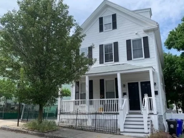 323 Bainbridge St Floor 2, Malden, MA 02148