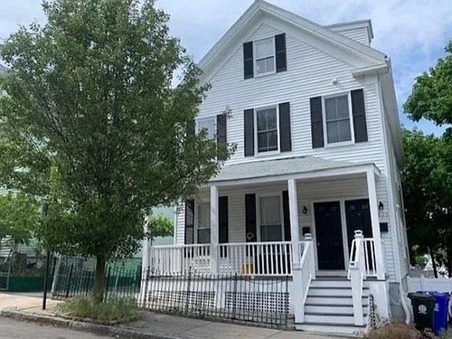 323 Bainbridge St #2 Photo 1