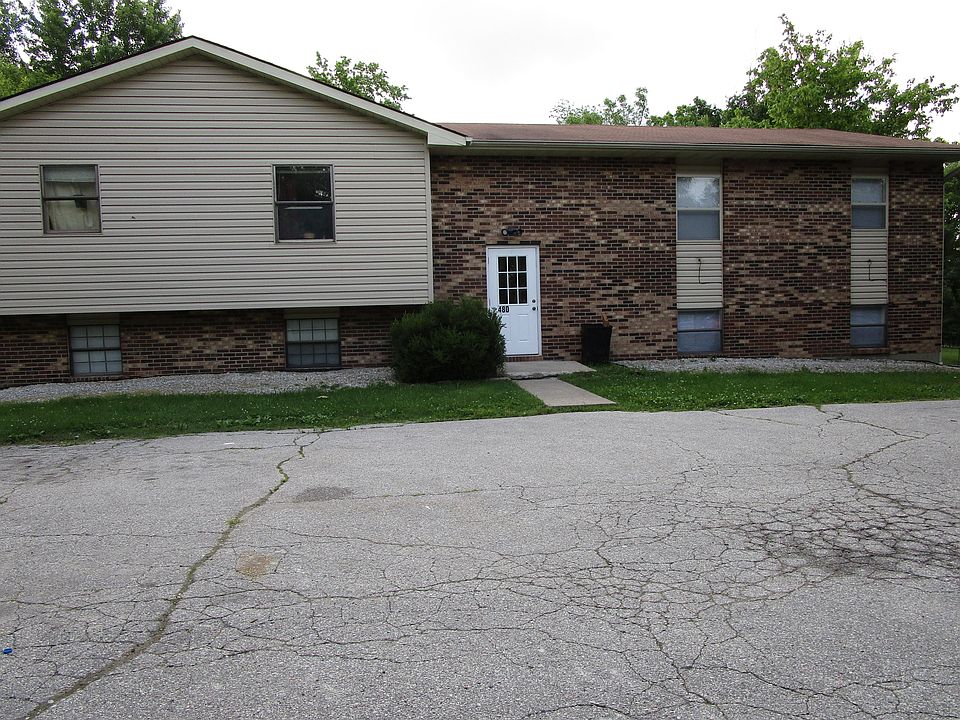 1st image of 480 NE Park Ln APT D