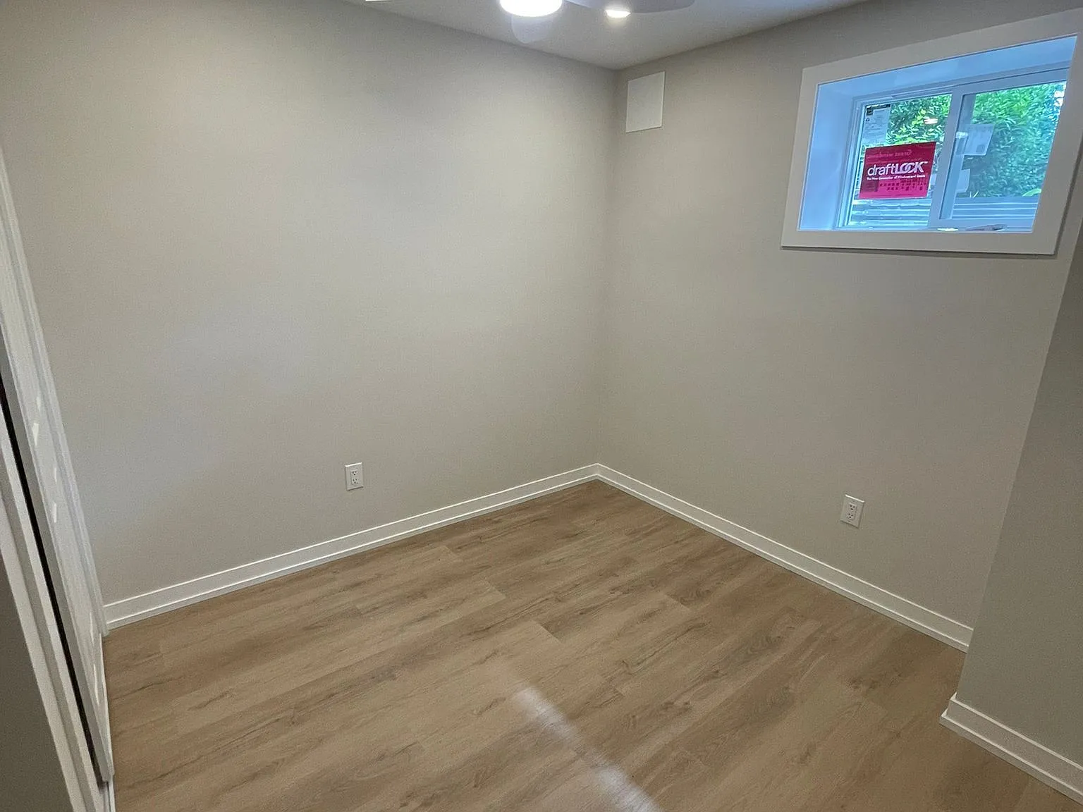 2 bed, $1,900 — Photo 2