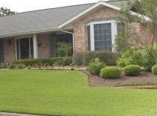 5902 Winterhaven Dr, Windcrest, TX 78239