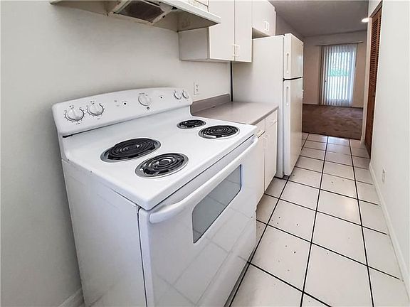 4th image of 9013 NW 38th Dr #107