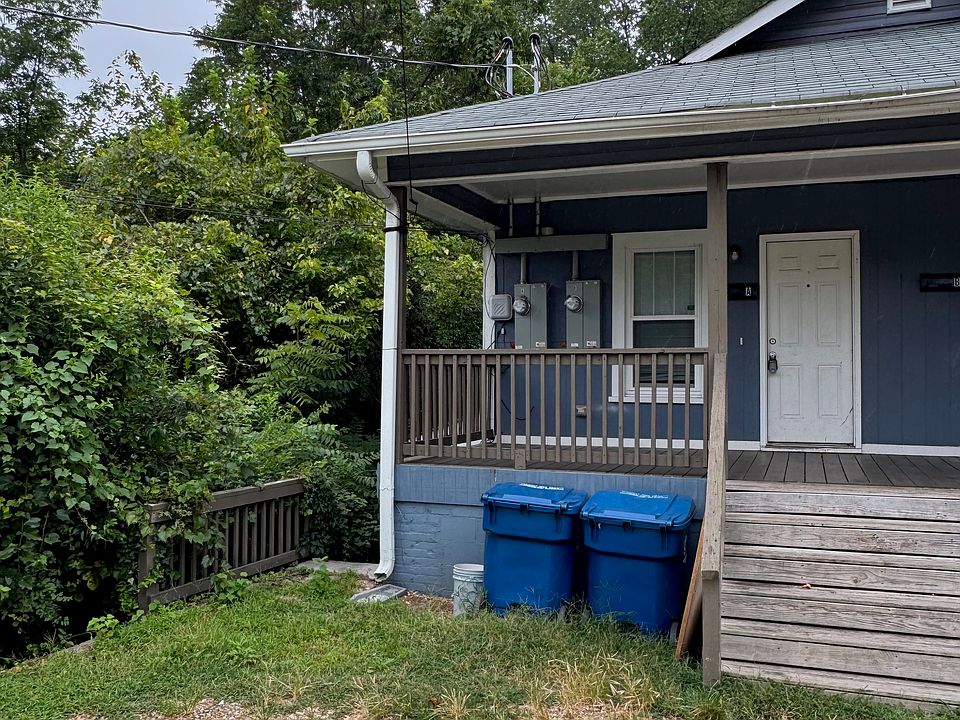 Left side is for rent.