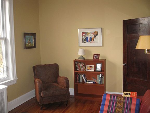 5th image of 7019 Silverwood St