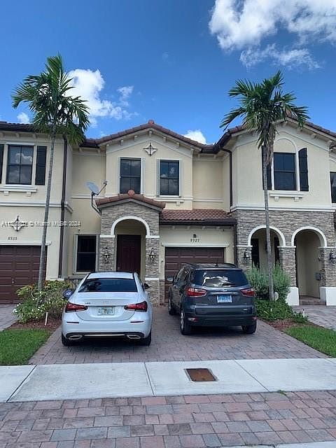 1st image of 8927 NW 98th Ct #8927