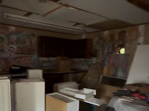 5th image of 1248 Deb Rd
