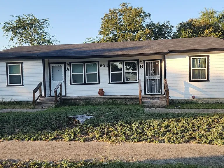 504 Highway Ave — Photo 2